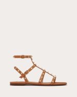 ROCKSTUD FLAT CALFSKIN SANDAL WITH STRAPS - Image 6